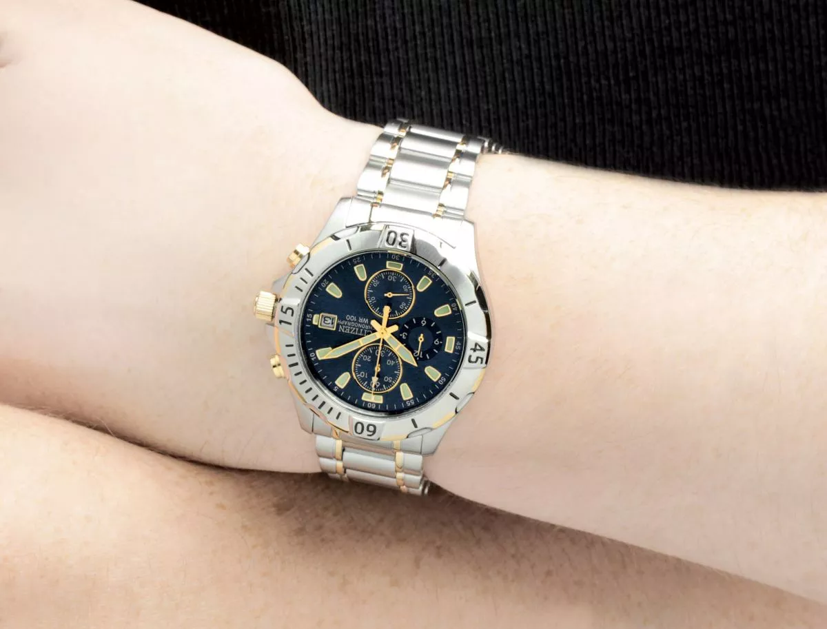 Citizen Men's Two-Tone Stainless Steel Watch 39mm